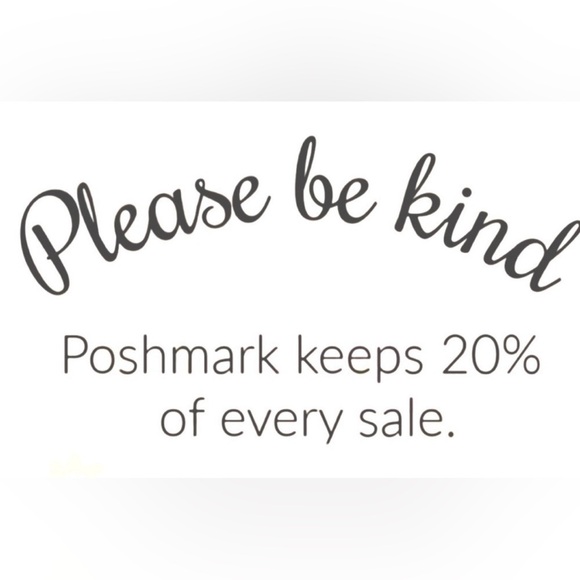 WELCOME - to my closet - Picture 2 of 16